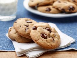 50 Classic Cookies You'll Bake All the Time