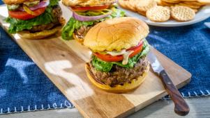 Kardea's Pimento Cheeseburger