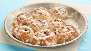 Ree's Holiday Cinnamon Rolls