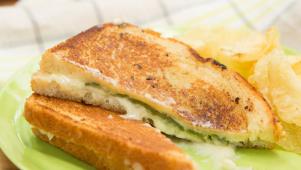 Jalapeno Popper Grilled Cheese